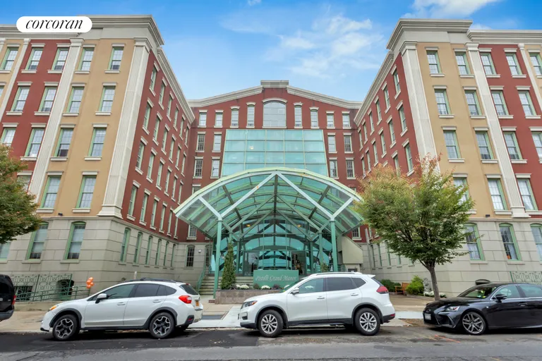 New York City Real Estate | View 45-02 Ditmars Boulevard, 539 | room 6 | View 7