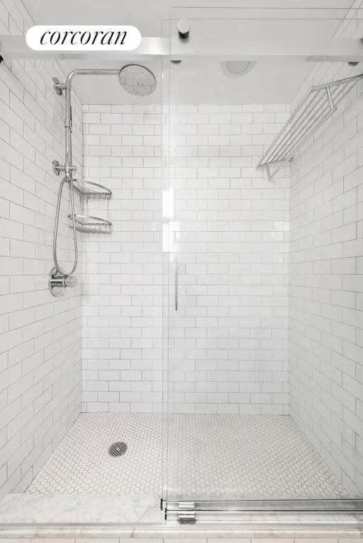 New York City Real Estate | View 16 Park Avenue, 8C | Full Bathroom | View 6