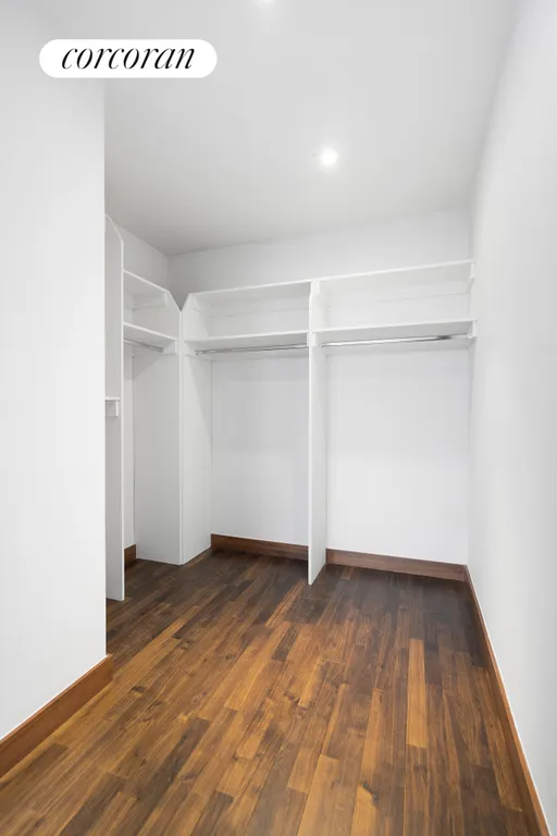 New York City Real Estate | View 400 Fifth Avenue, 35F | Dressing area/ Closet | View 6