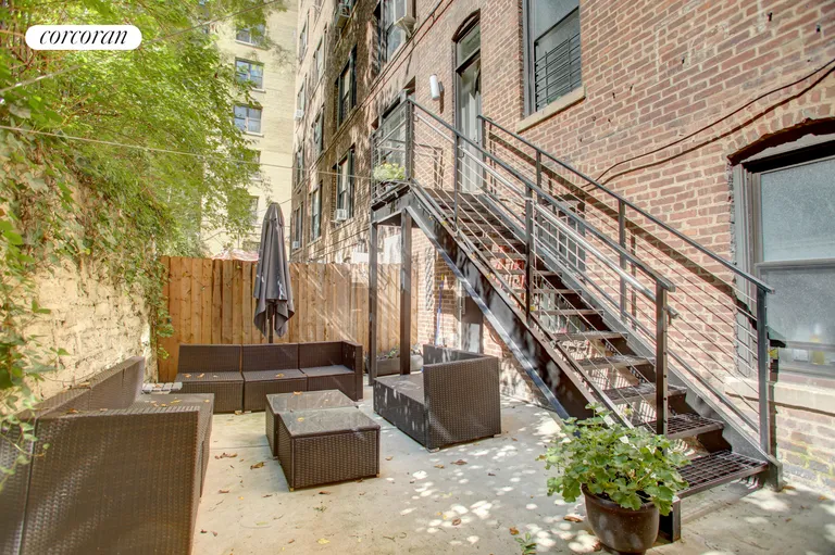 New York City Real Estate | View 250 West 104th Street, G4 | 3 Beds, 2 Baths | View 1