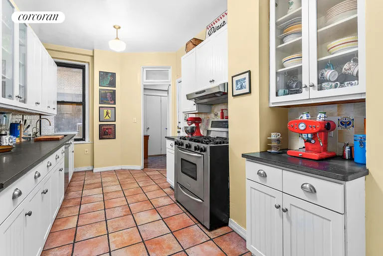 New York City Real Estate | View 215 West 98th Street, 5C | Kitchen | View 8