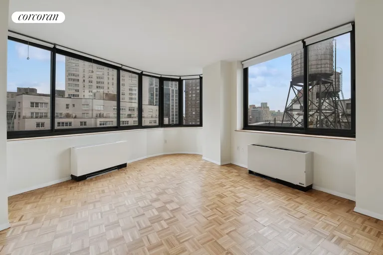 New York City Real Estate | View 2000 Broadway, 17E | 2 Beds, 2 Baths | View 1