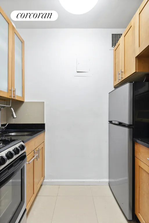 New York City Real Estate | View 240 East 46th Street, 1E | room 2 | View 3