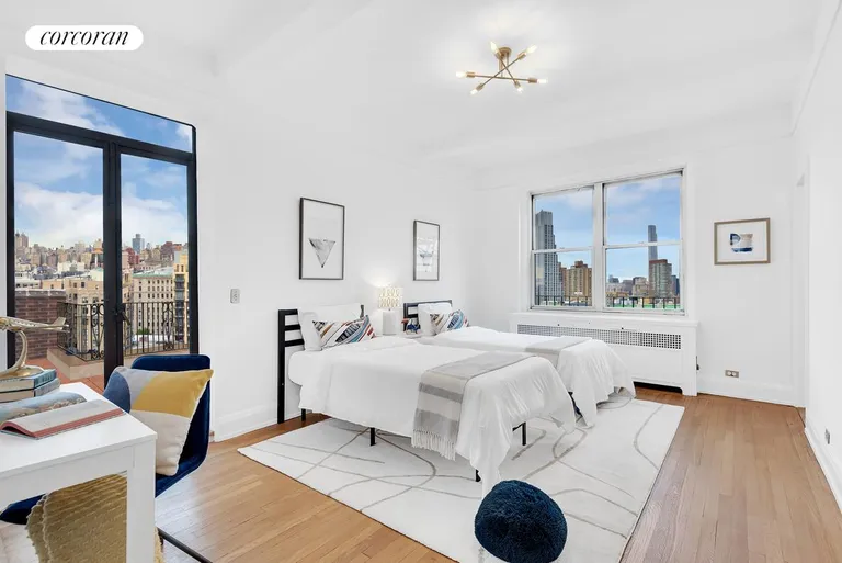 New York City Real Estate | View 336 West End Avenue, PHE | room 6 | View 7