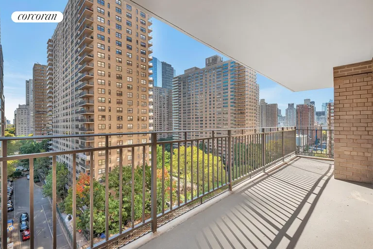 New York City Real Estate | View 185 West End Avenue, 12D | Terrace | View 6