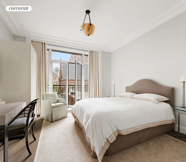 New York City Real Estate | View 40 East 72Nd Street, 5 | room 10 | View 11