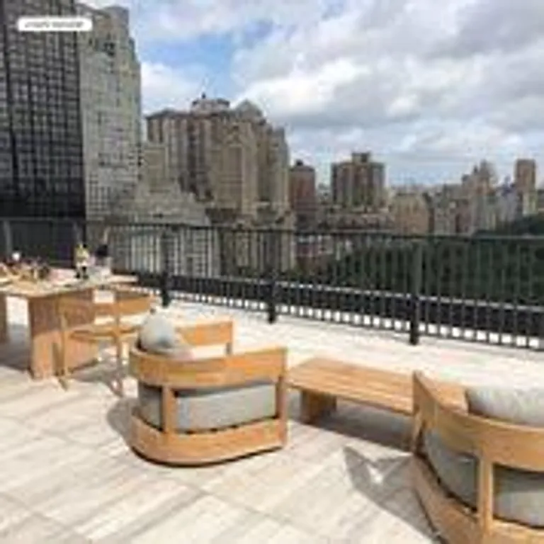 New York City Real Estate | View 210 Central Park South, 4D | room 8 | View 9