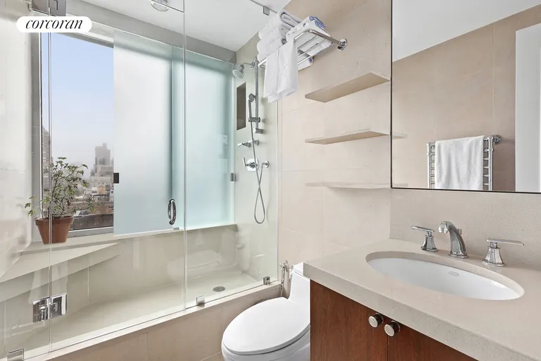 New York City Real Estate | View 45 East 80th Street, 20A | room 10 | View 11