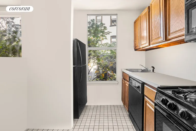 New York City Real Estate | View 21 Butler Place, 2C | room 3 | View 4