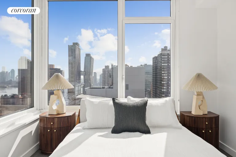 New York City Real Estate | View 509 Third Avenue, 18E | room 5 | View 6