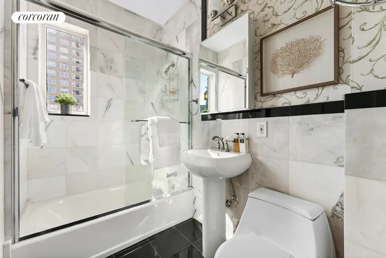 New York City Real Estate | View 320 East 57th Street, PHE | Other Listing Photo | View 15
