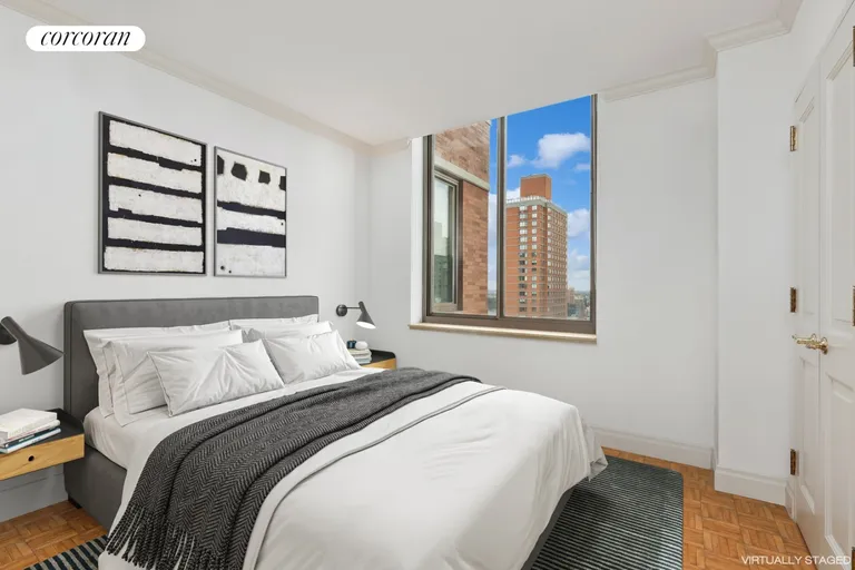 New York City Real Estate | View 400 East 90th Street, PHA | Bedroom | View 8