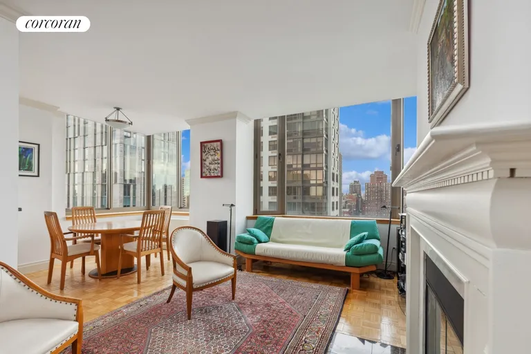 New York City Real Estate | View 400 East 90th Street, PHA | Living Room | View 16