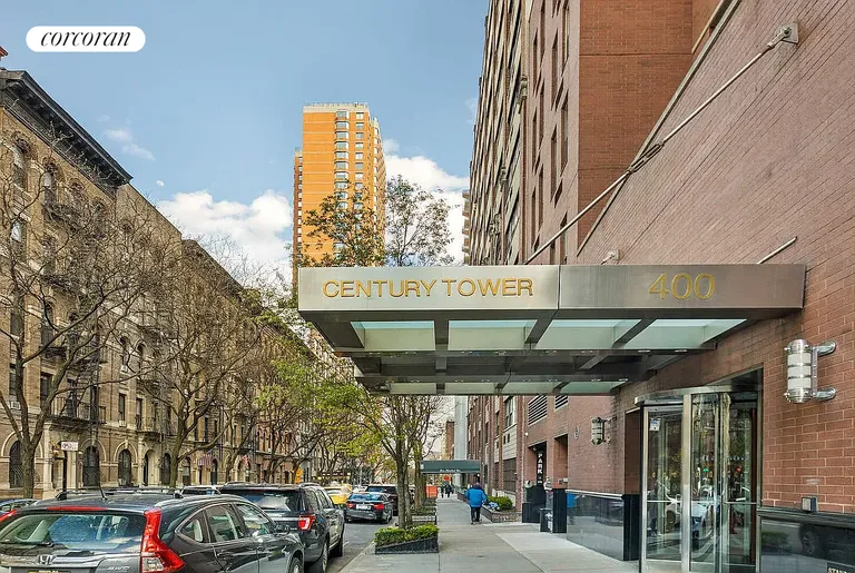 New York City Real Estate | View 400 East 90th Street, PHA | Building Entrance | View 10