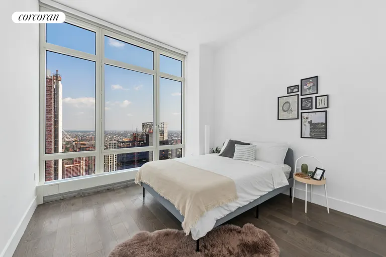 New York City Real Estate | View 388 Bridge Street, PH52D | room 2 | View 3