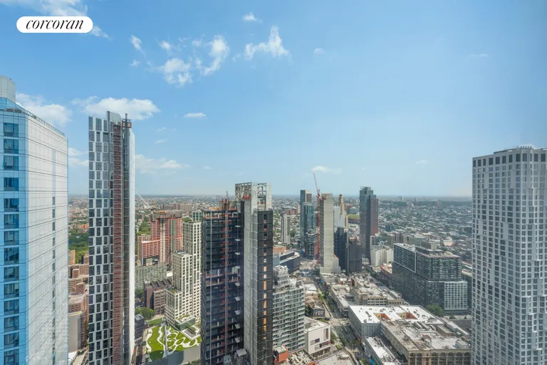 New York City Real Estate | View 388 Bridge Street, PH52D | room 7 | View 8