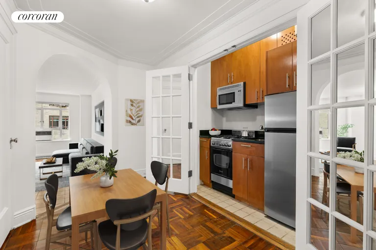 New York City Real Estate | View 25 Central Park West, 4H | room 3 | View 4