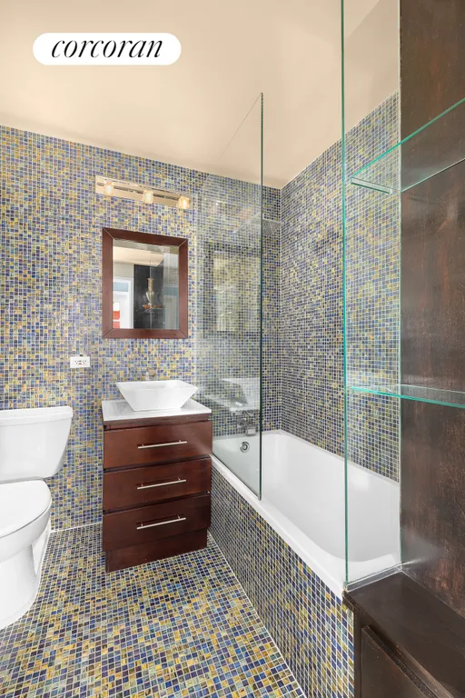 New York City Real Estate | View 315 West 23rd Street, 9D | Full Bathroom | View 8