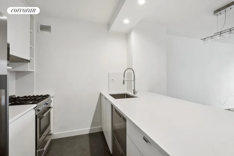 New York City Real Estate | View 30 West 61st Street, 11E | Kitchen | View 4