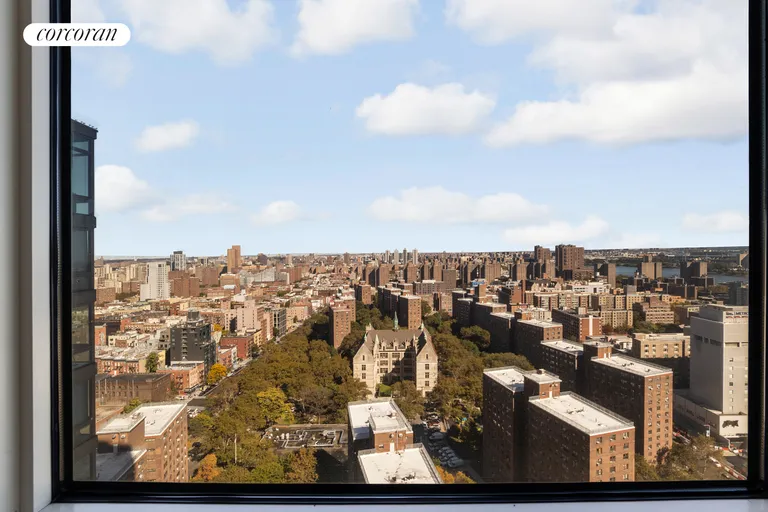 New York City Real Estate | View 217 East 96th Street, 29B | room 1 | View 2