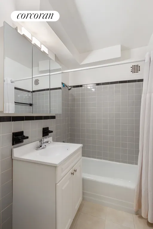 New York City Real Estate | View 25 West 13th Street, 2PN | room 5 | View 6