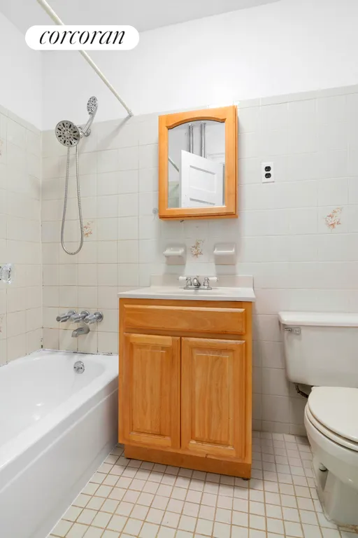 New York City Real Estate | View 373 East 29th Street, 1 | Full Bathroom | View 5