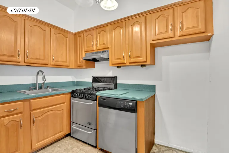 New York City Real Estate | View 235 West 70th Street, 5B | Kitchen | View 5