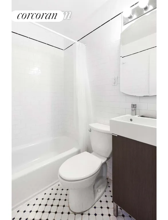 New York City Real Estate | View 9 Clinton Street | Full Bathroom | View 9