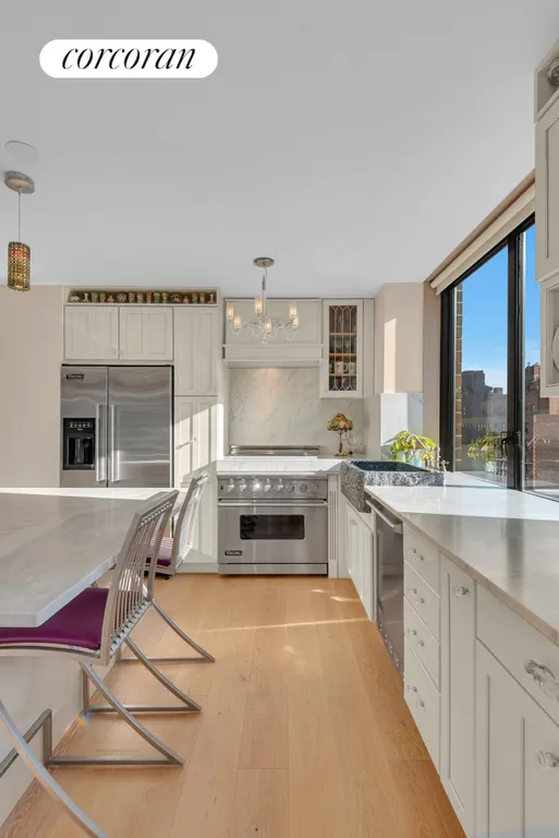 New York City Real Estate | View 300 East 54th Street, 9CD | room 4 | View 5