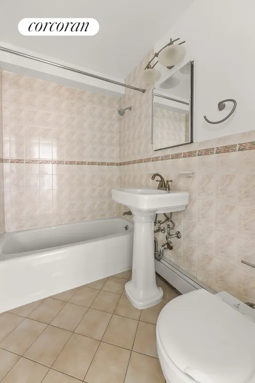 New York City Real Estate | View 135 Ocean Parkway, 5C | Full Bathroom | View 9