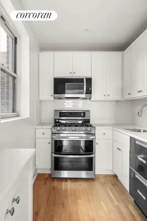 New York City Real Estate | View 220 Berkeley Place, 5B | Kitchen | View 4
