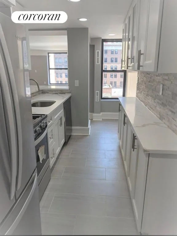 New York City Real Estate | View 111 East 88th Street, 10F | 2 Beds, 2 Baths | View 1