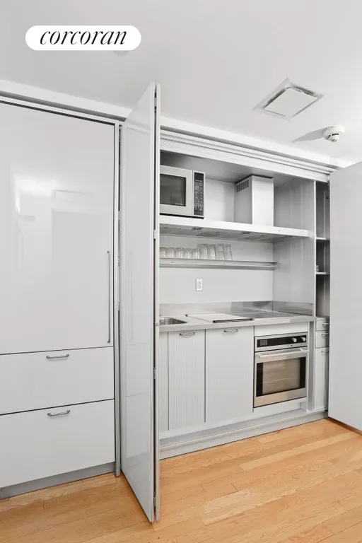 New York City Real Estate | View 18 West 48th Street, 5B | Kitchen | View 4