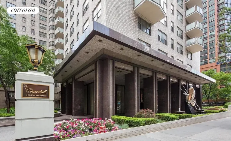 New York City Real Estate | View 300 East 40th Street, 17E | room 6 | View 7