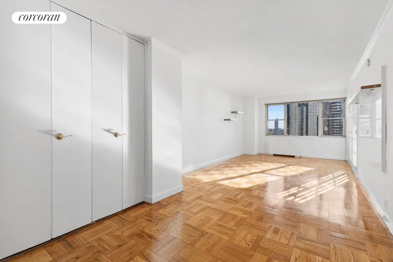 New York City Real Estate | View 300 East 40th Street, 17E | Other Listing Photo | View 19