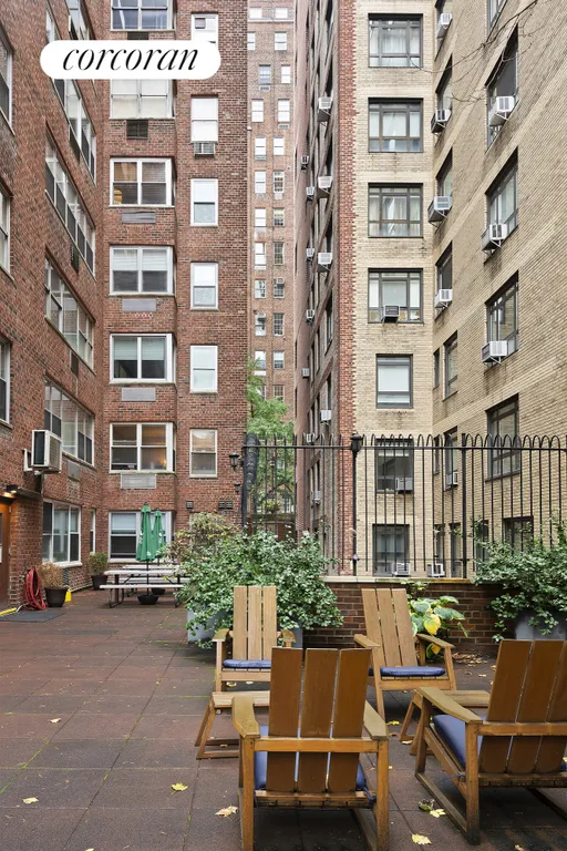 New York City Real Estate | View 12 Beekman Place, 1A | room 13 | View 14