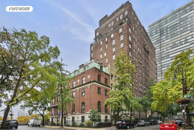 New York City Real Estate | View 12 Beekman Place, 1A | room 25 | View 26