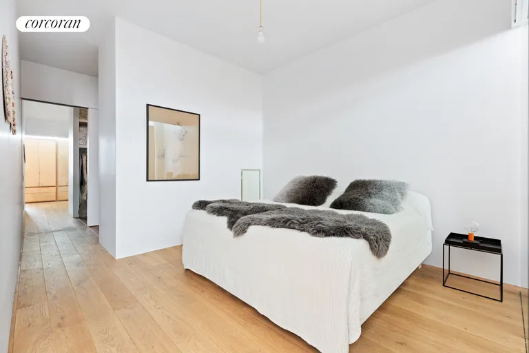 New York City Real Estate | View 27-28 Thomson Avenue, 454 | room 8 | View 9