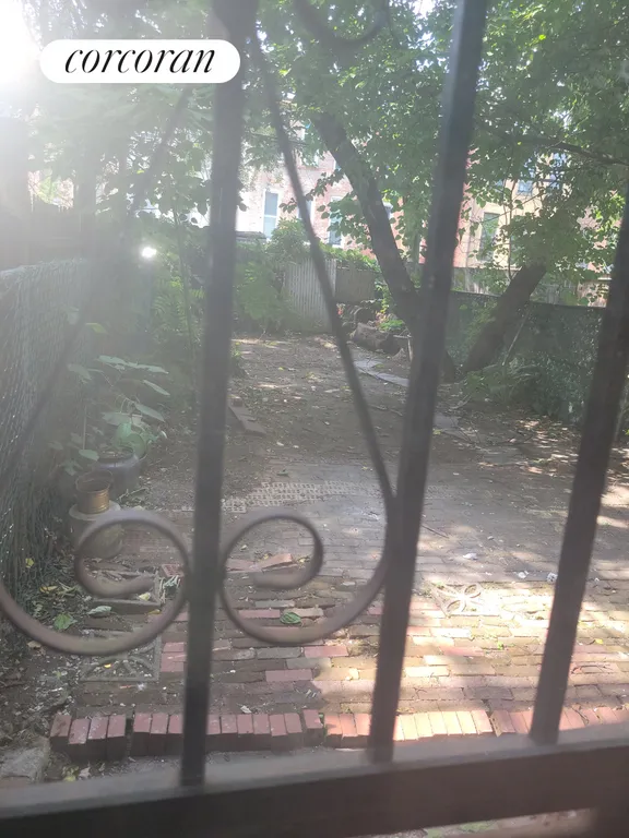 New York City Real Estate | View 835 Greene Avenue, 1 | Garden | View 2