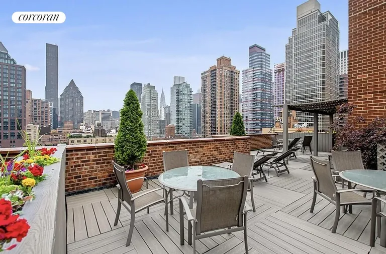 New York City Real Estate | View 333 East 55th Street, 2H | room 8 | View 9