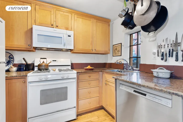 New York City Real Estate | View 143 Lafayette Avenue, 1A | room 3 | View 4