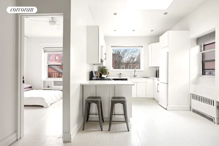 New York City Real Estate | View 206 Vanderbilt Avenue | room 10 | View 11