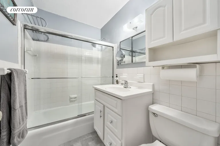New York City Real Estate | View 39-60 54th Street, 8F | room 5 | View 6