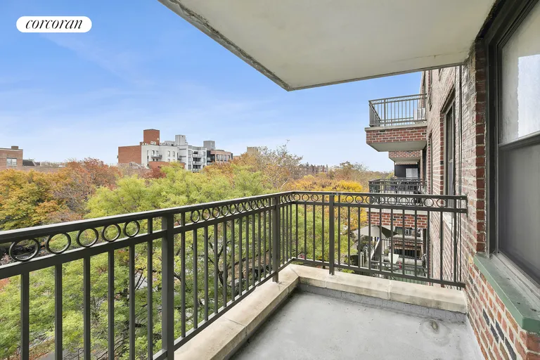 New York City Real Estate | View 540 Ocean Parkway, 5I | room 7 | View 8