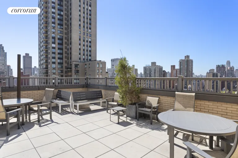 New York City Real Estate | View 150 East 85th Street, 7H | room 6 | View 7