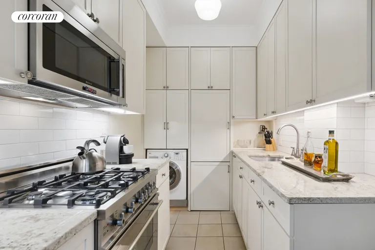 New York City Real Estate | View 760 West End Avenue, 6C | Eat in Kitchen | View 3