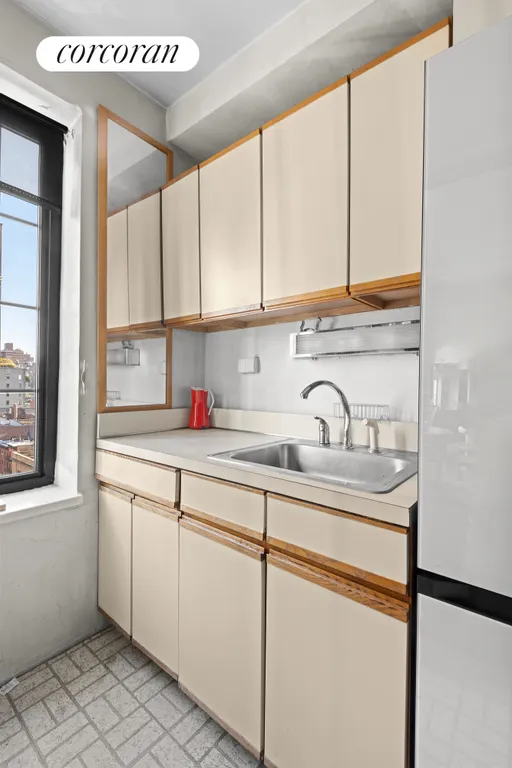 New York City Real Estate | View 201 West 16th Street, 12C | Kitchen | View 4