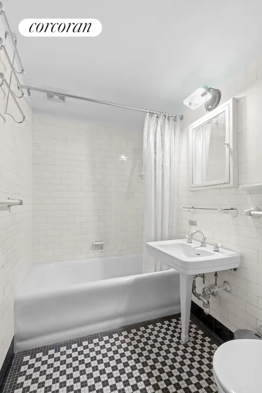 New York City Real Estate | View 201 West 16th Street, 12C | Full Bathroom | View 5