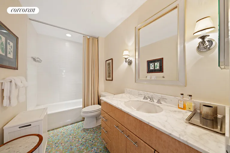 New York City Real Estate | View 426 West Broadway, 5G | Full Bathroom | View 5
