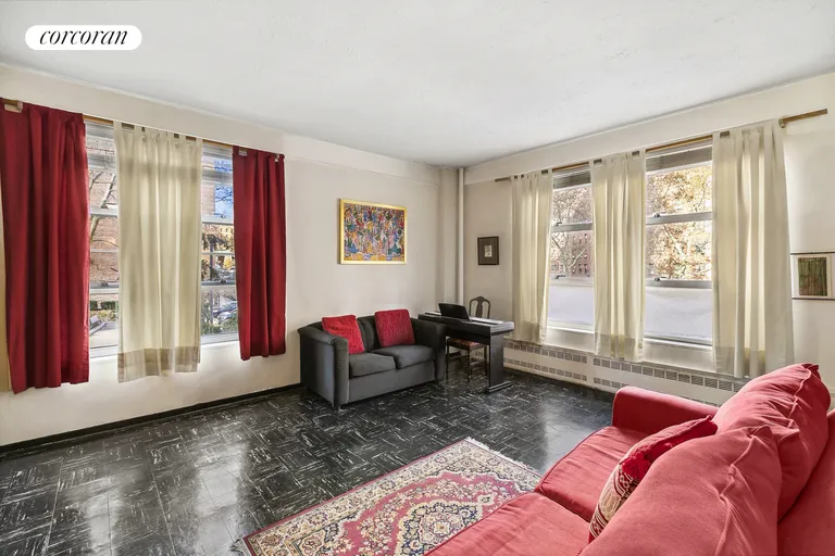 New York City Real Estate | View 80 La Salle Street, 2B | room 2 | View 3